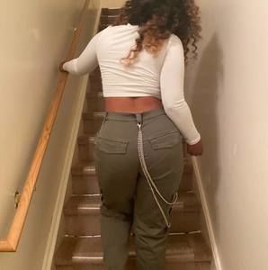 Meet your Posher, Raquel